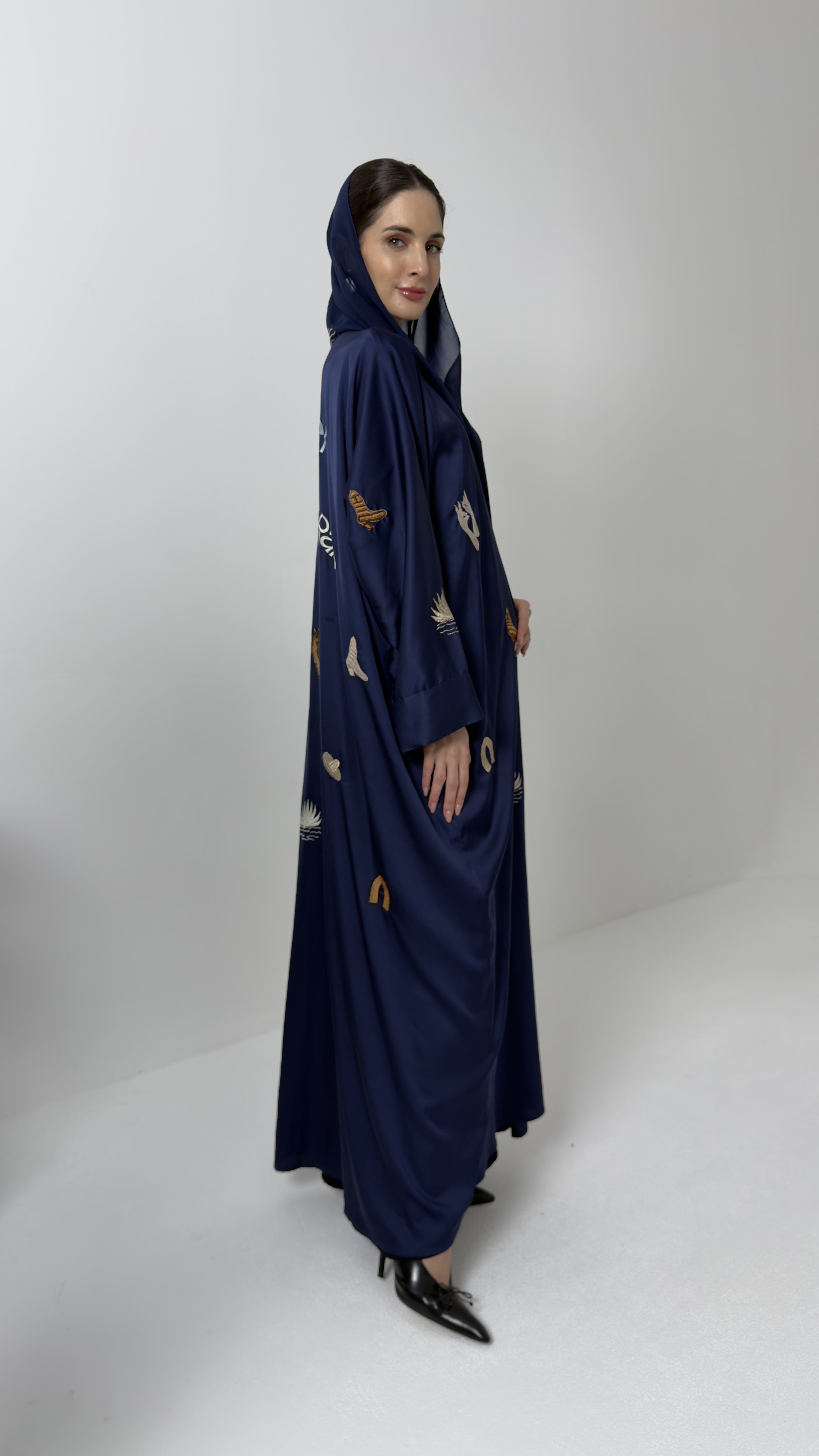 TRP-37 Abaya