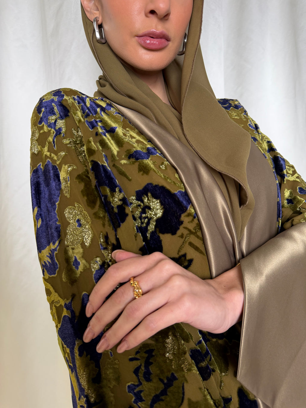 TRP-19 Abaya