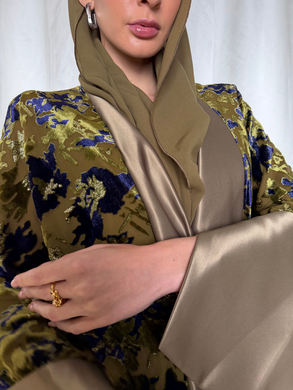 TRP-19 Abaya
