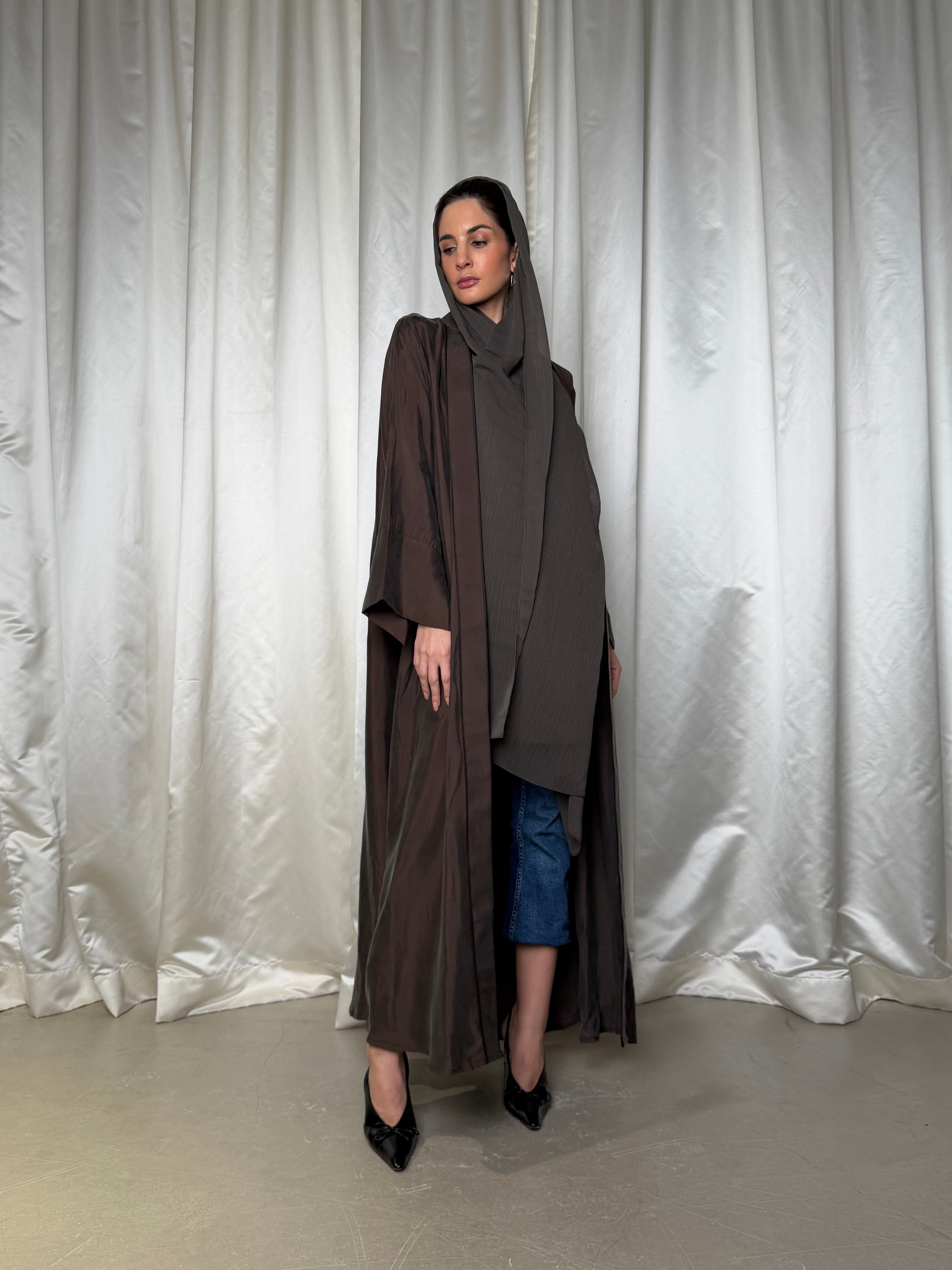 TRP-21 Abaya
