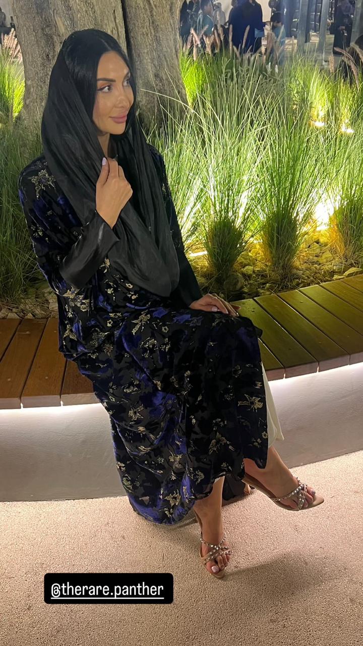 TRP-18 Abaya